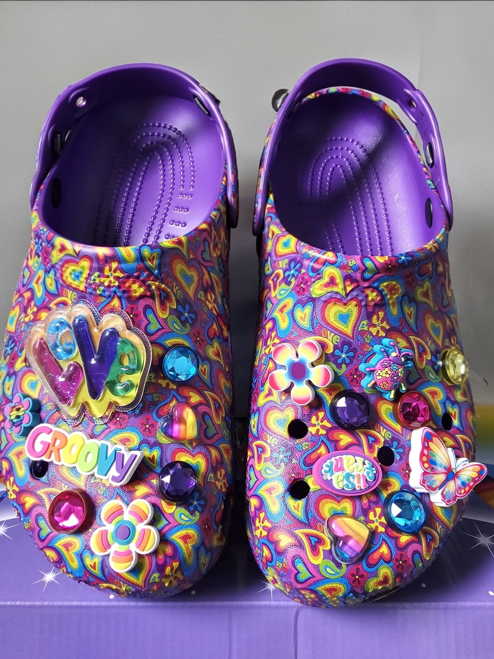 ✨ RARE & 100% AUTHENTIC DEADSTOCK CLASSIC LISA FRANK CROCS NEON PURPLE/MULTI ✨